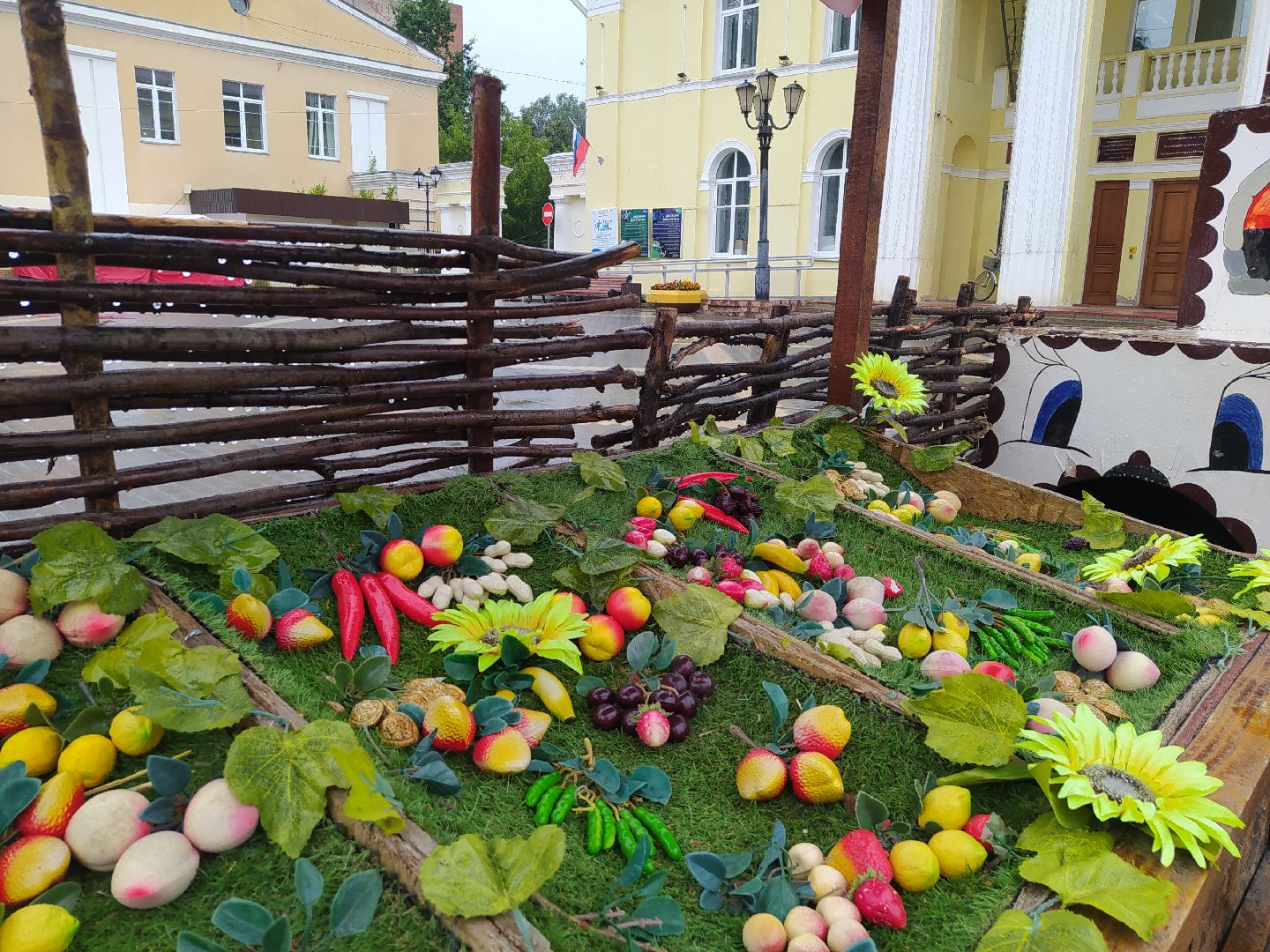 Дедовск, фотозона, сказки, персонажи, дети, колобок