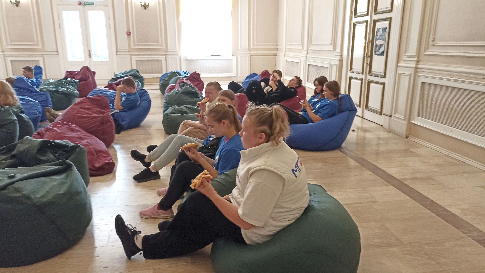 Серпухов, Подмосковье, Молодая Гвардия, проект, Диана Алумянц, школа молодого политика