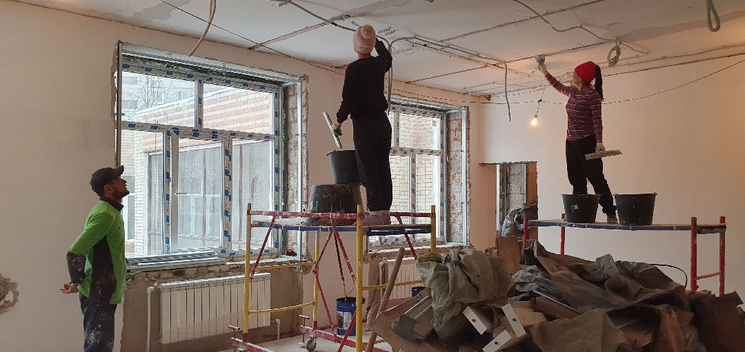 Дзержинский, образование