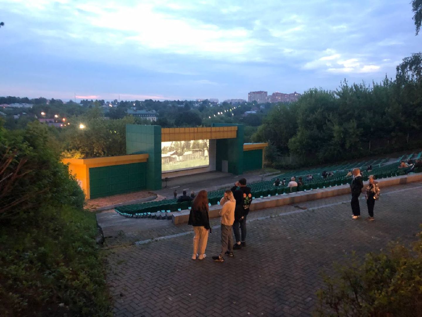 Подольск, кино, лето в Подмосковье, кинопоказ