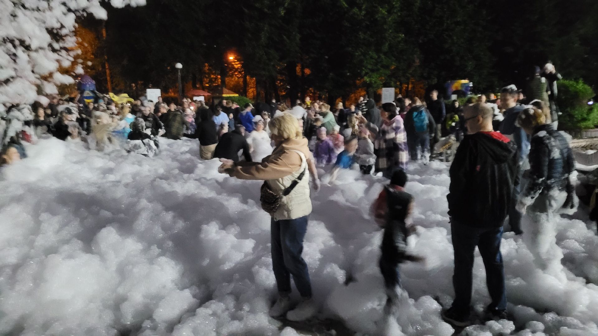 вечеринка; пати; видное; праздник; фестиваль