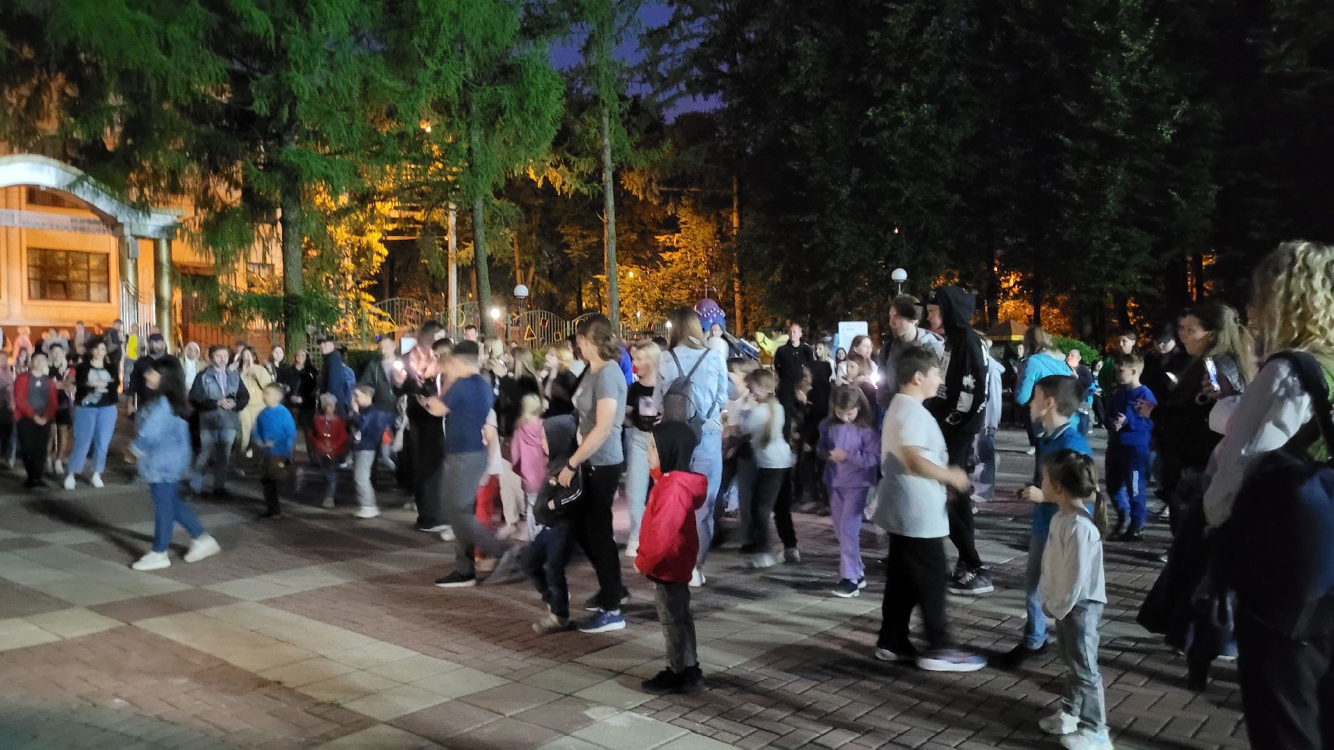 вечеринка; пати; видное; праздник; фестиваль