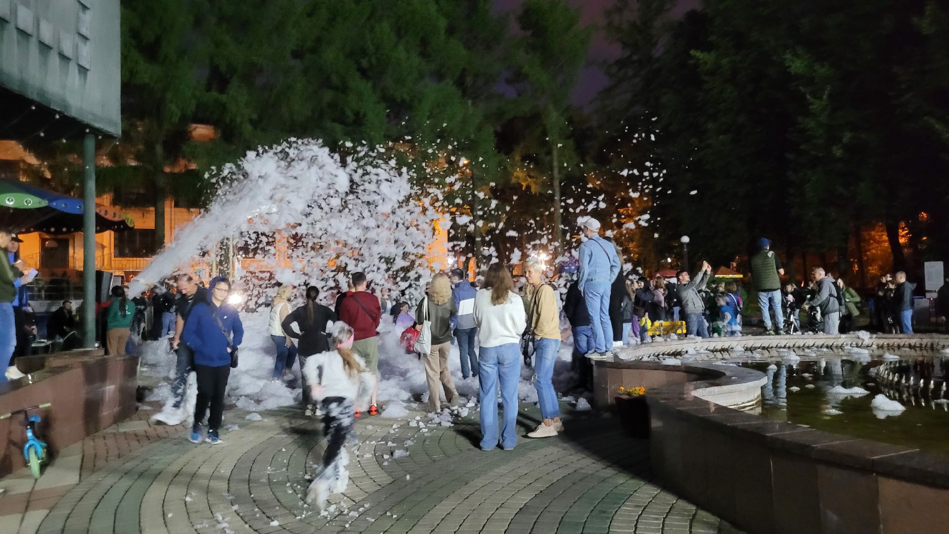 вечеринка; пати; видное; праздник; фестиваль