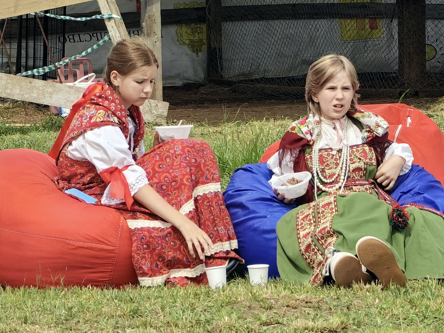 Фестиваль, полевая кухня, каша, чай, храм