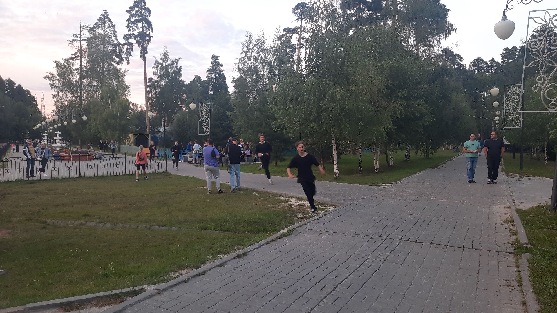 Шатура, ночной забег, ночь в парке