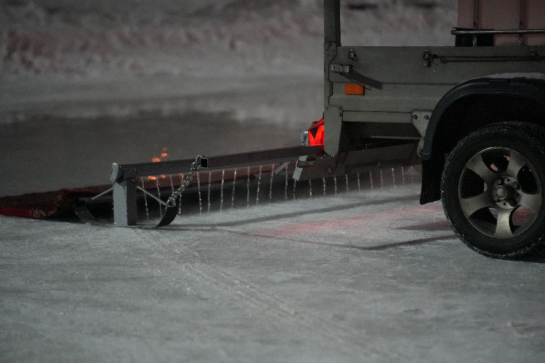 Дзержинский, общество