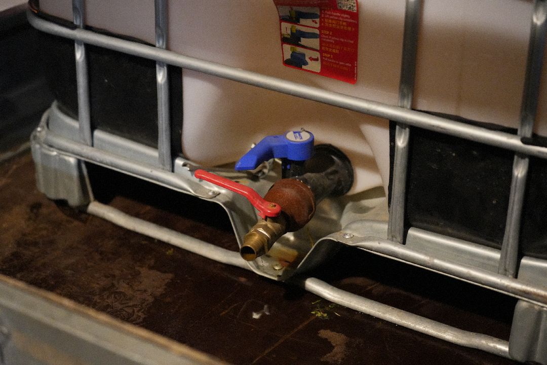 Дзержинский, общество