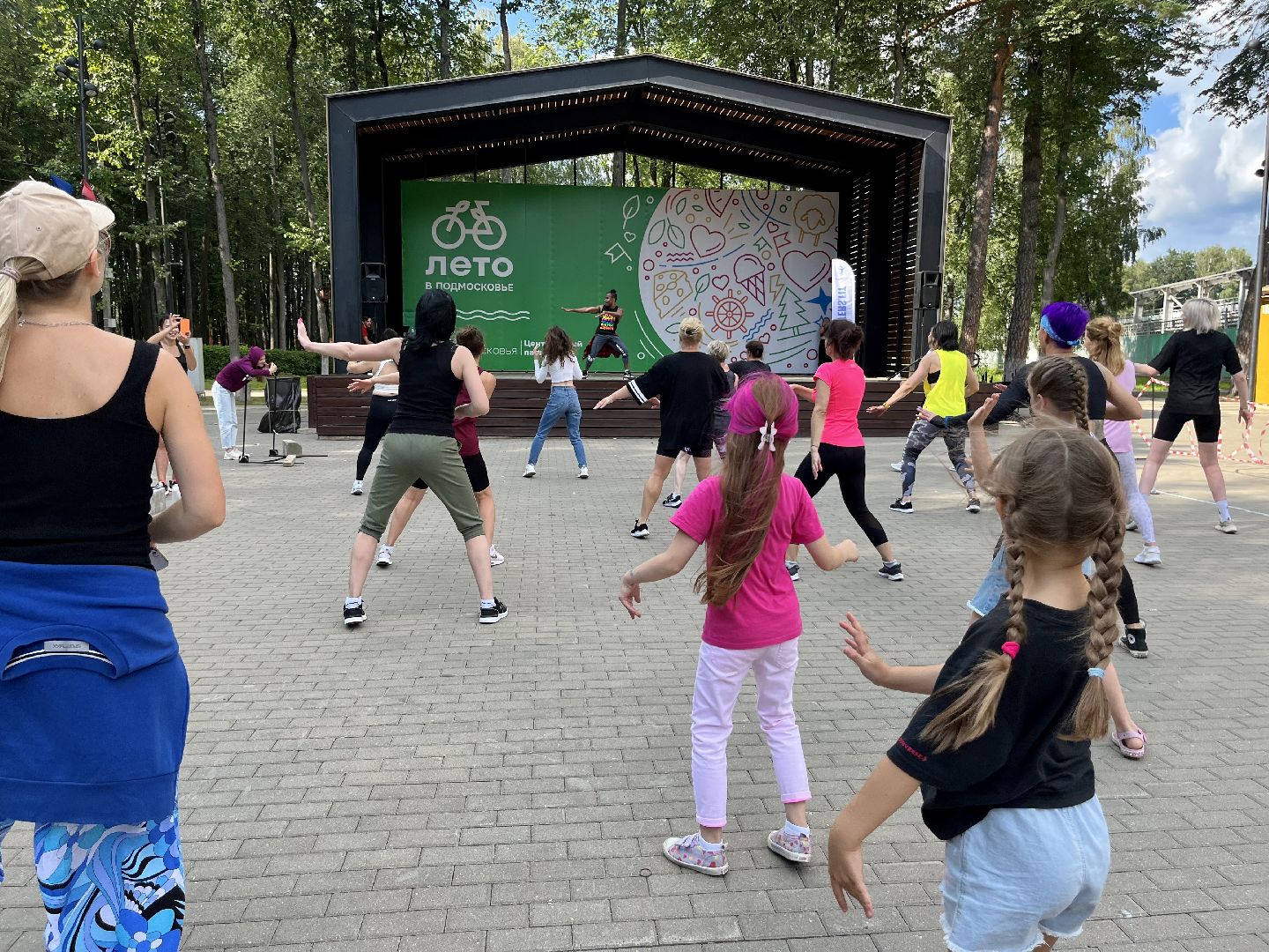 Наро-Фоминск, парки Подмосковья, ЗОЖ, спорт, лето в Подмосковье, Зумба, парки Подмосковья