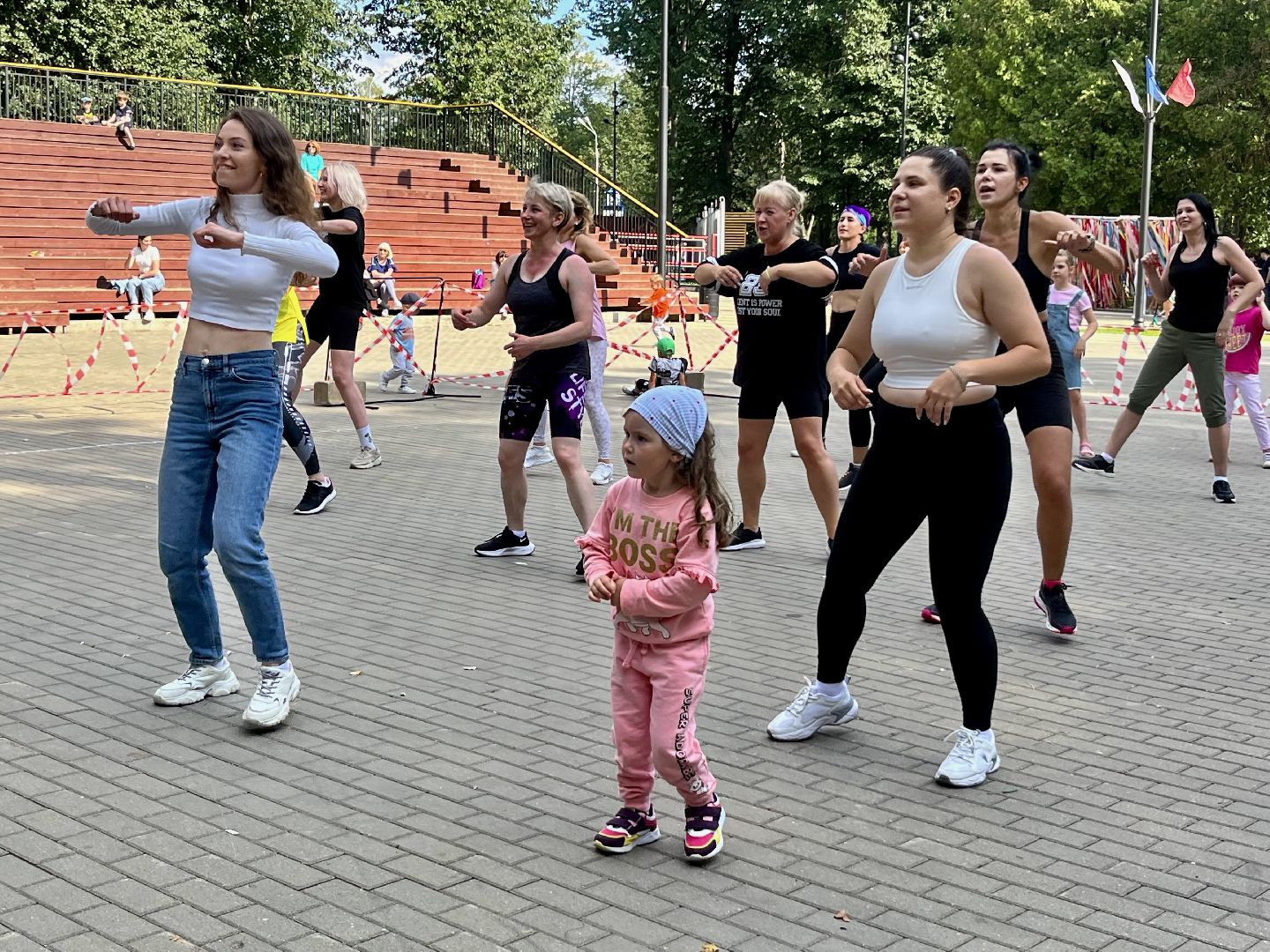 Наро-Фоминск, парки Подмосковья, ЗОЖ, спорт, лето в Подмосковье, Зумба, парки Подмосковья