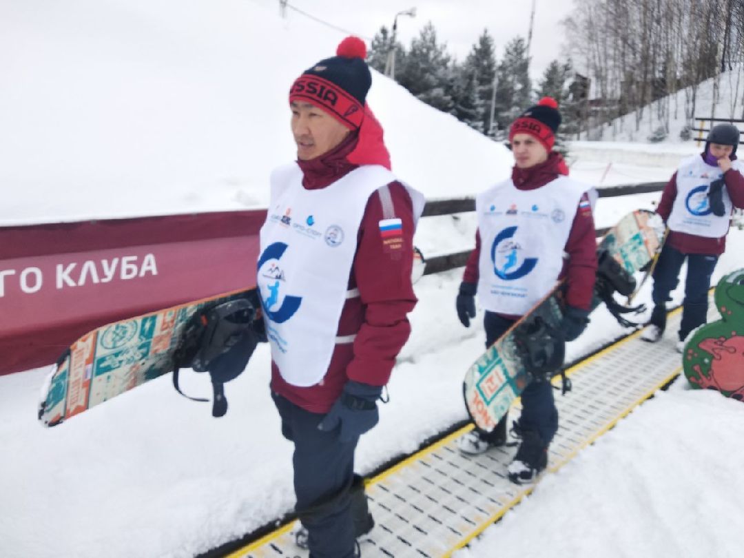 Дмитров, Горнолыжная школа