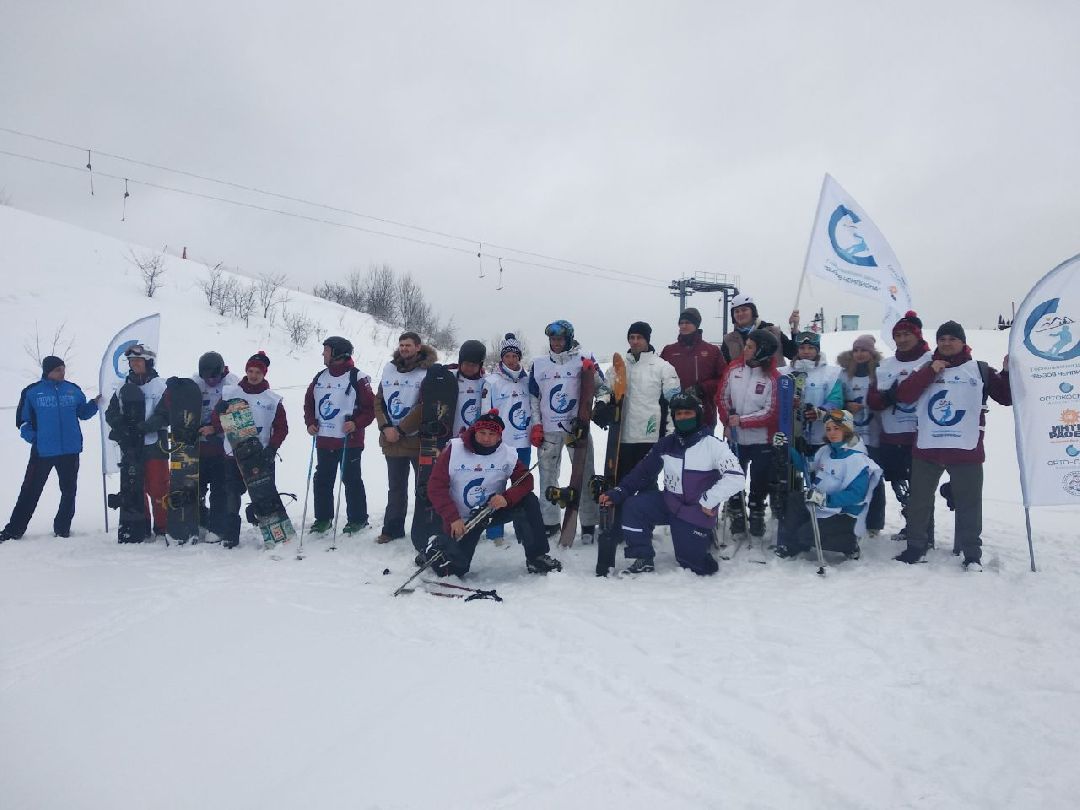 Дмитров, Горнолыжная школа