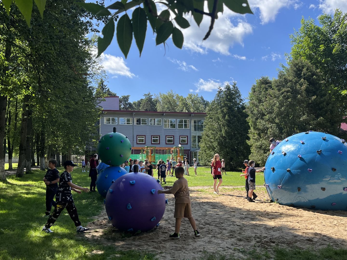 Литвиново, детский отдых, Наро-Фоминский городской округ, Андрей Воробьёв, помощь семьям СВО, каникулы, детский лагерь