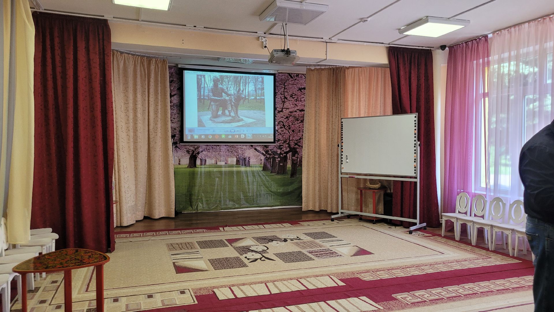 дети; животные; ВОВ; видное