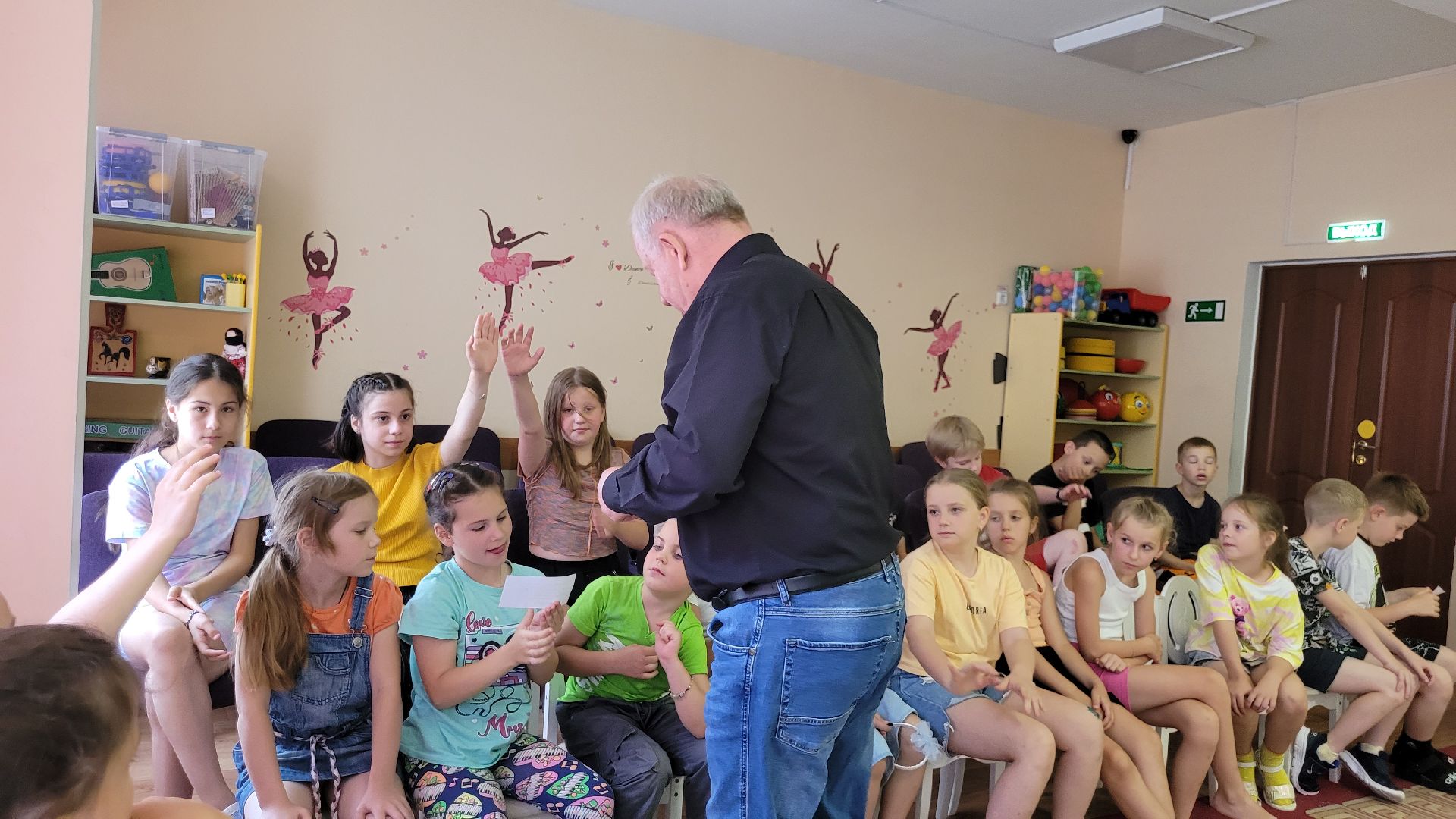 дети; животные; ВОВ; видное