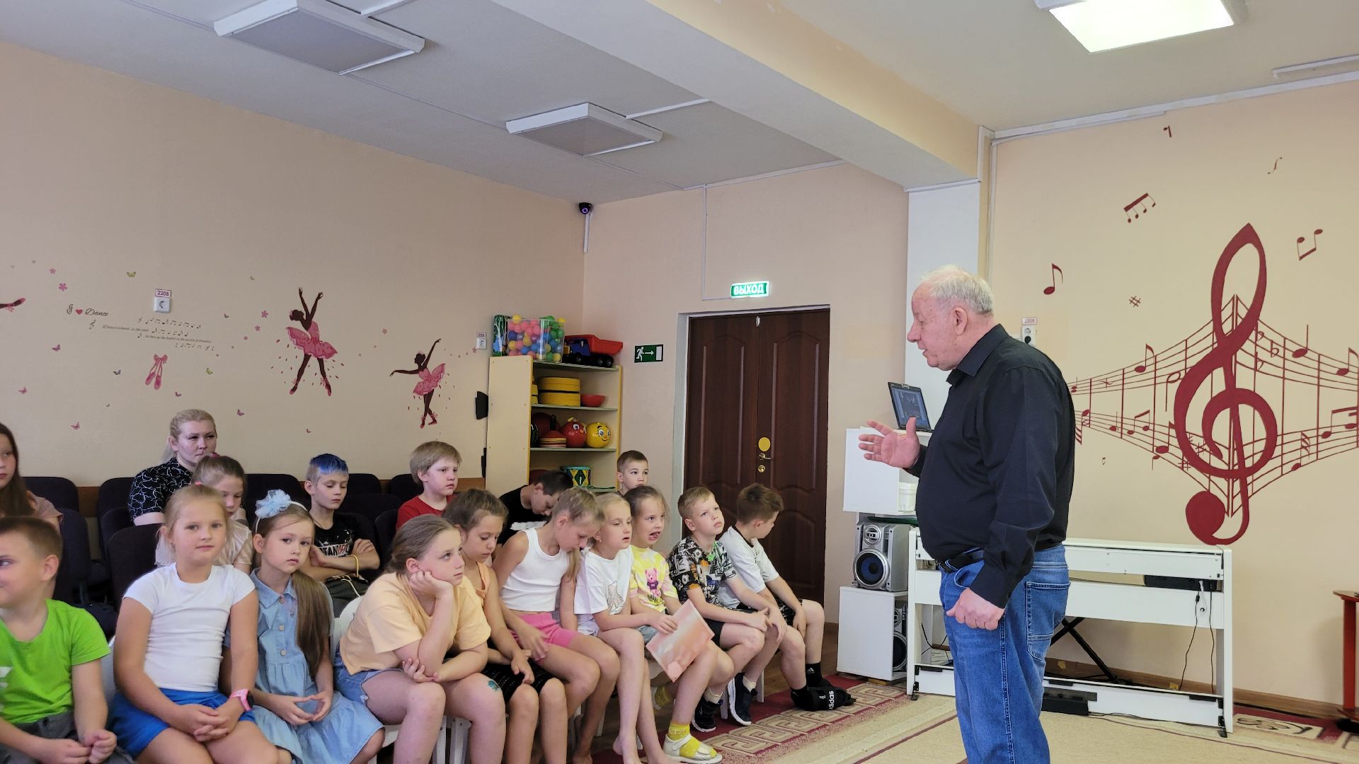 дети; животные; ВОВ; видное