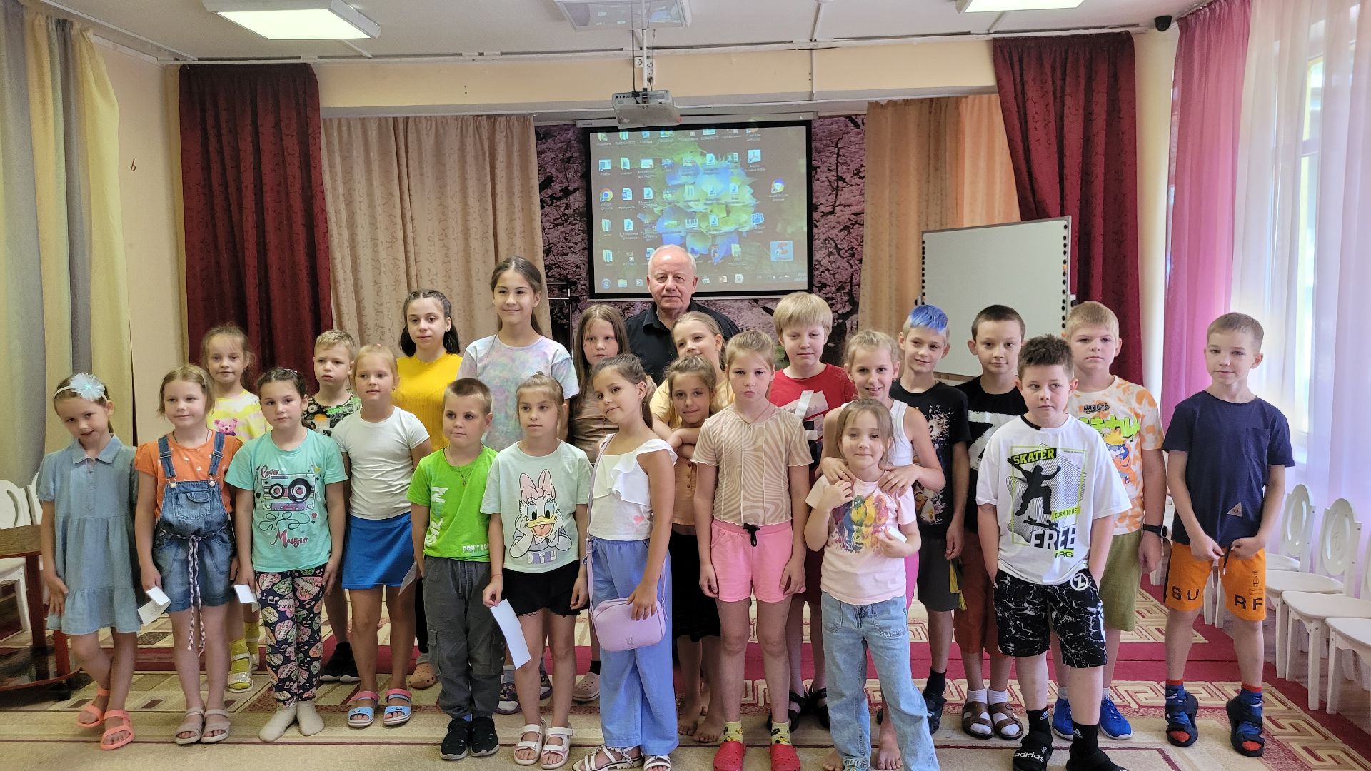 дети; животные; ВОВ; видное