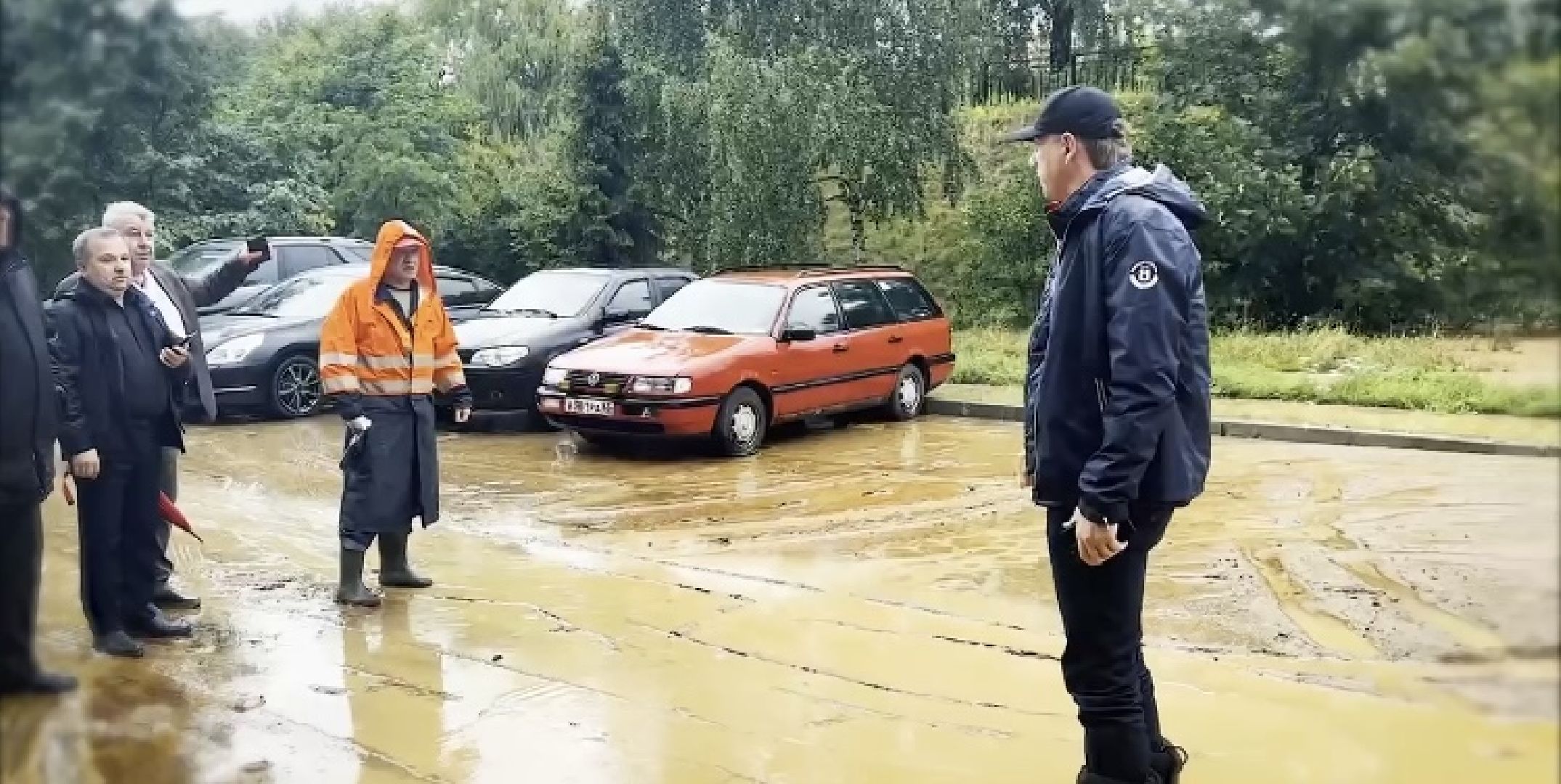 Дождь, потоп в Красногорске, Подмосковье,ЧП,летние дожди, дождь, ливень,люди