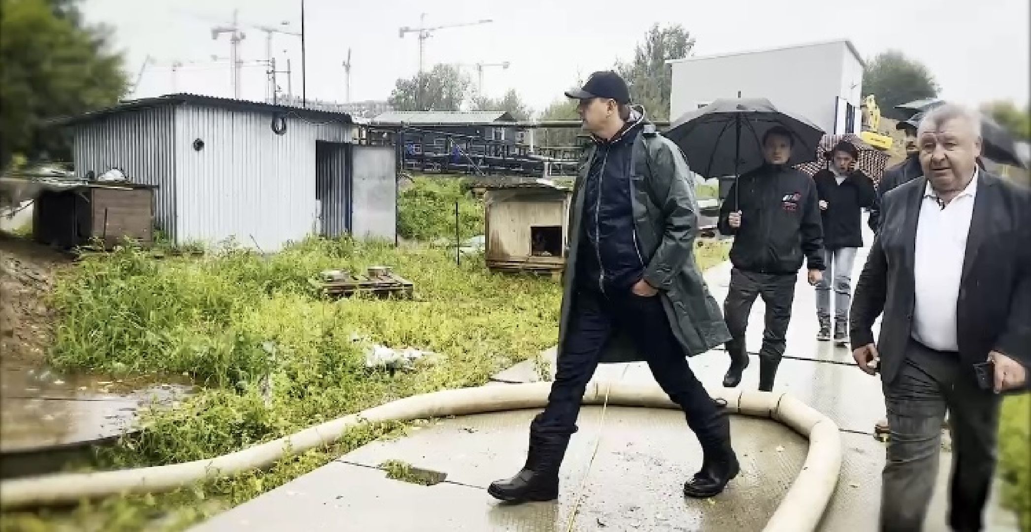 Дождь, потоп в Красногорске, Подмосковье,ЧП,летние дожди, дождь, ливень,люди