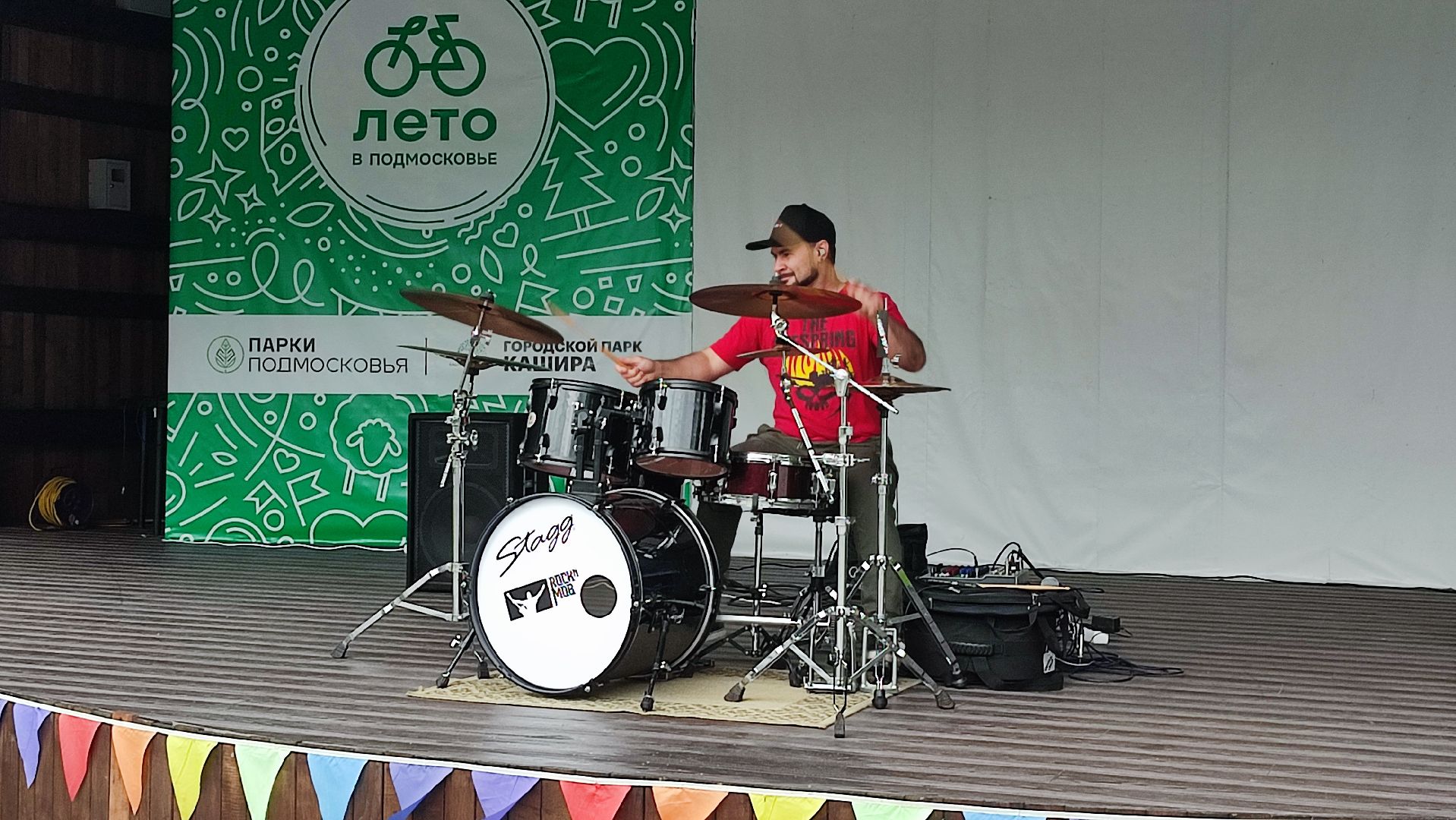 Кашира, парк, барабаны, шоу, E.T. Drummer, ночь в парке