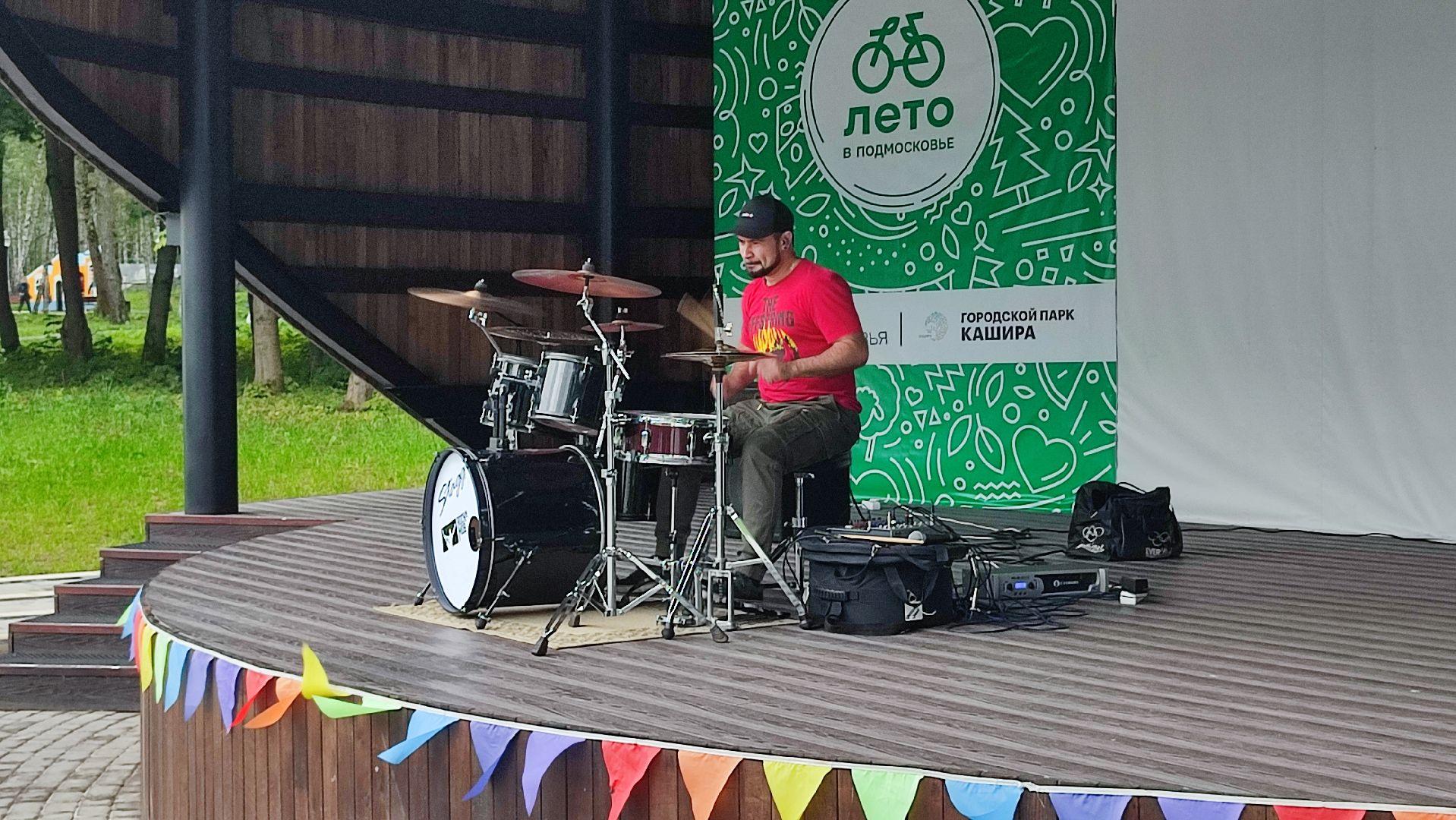 Кашира, парк, барабаны, шоу, E.T. Drummer, ночь в парке