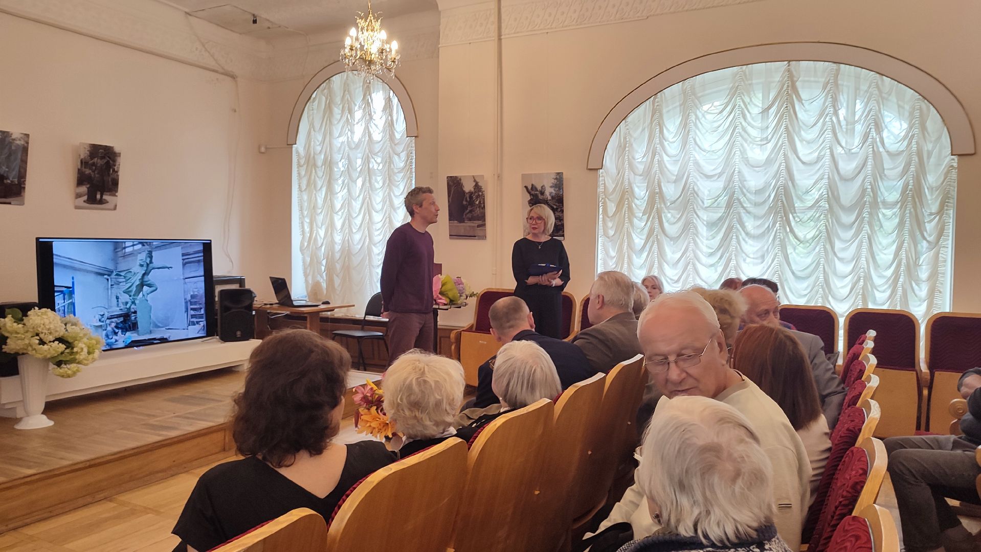 Кашира, краеведческий музей, выставка, Вадим Кириллов, Станислав Кириллов, модерн, арт-деко