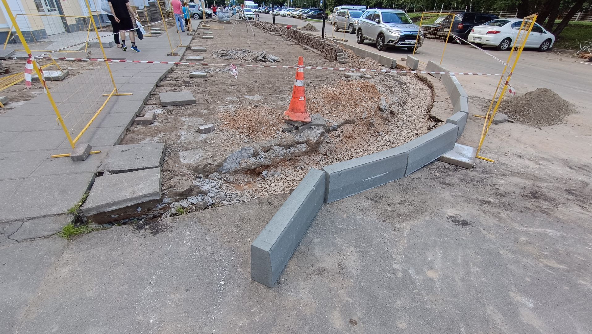 Лобня, плитка, благоустройство