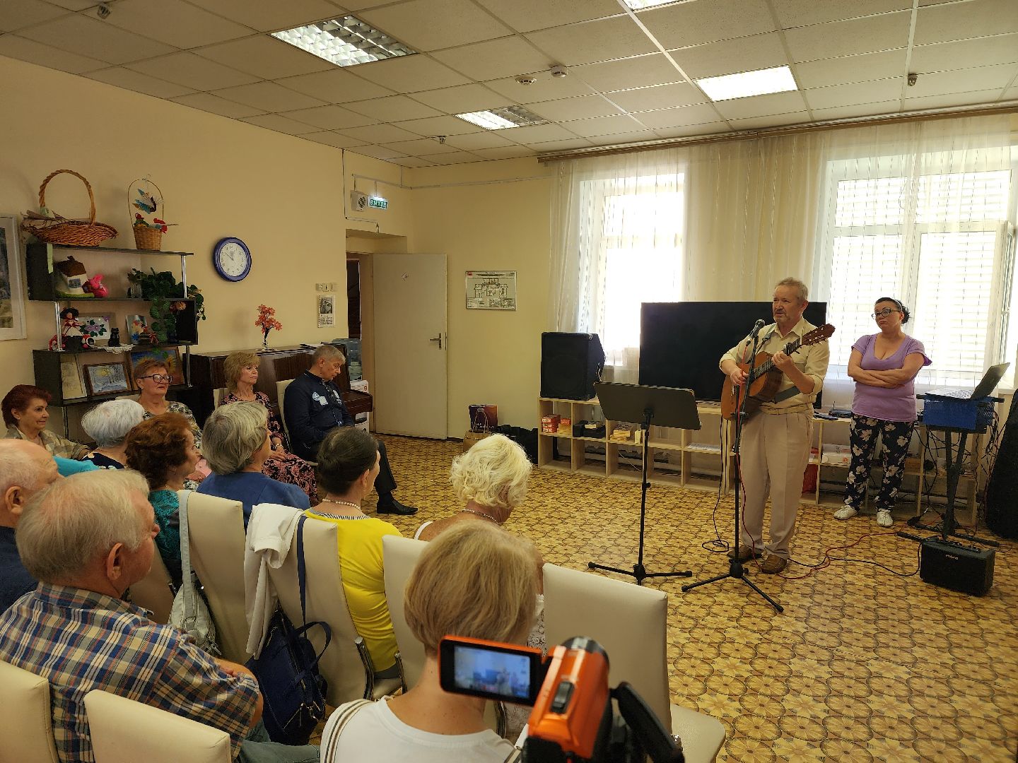 концерт, пенсионеры, доброе дело,