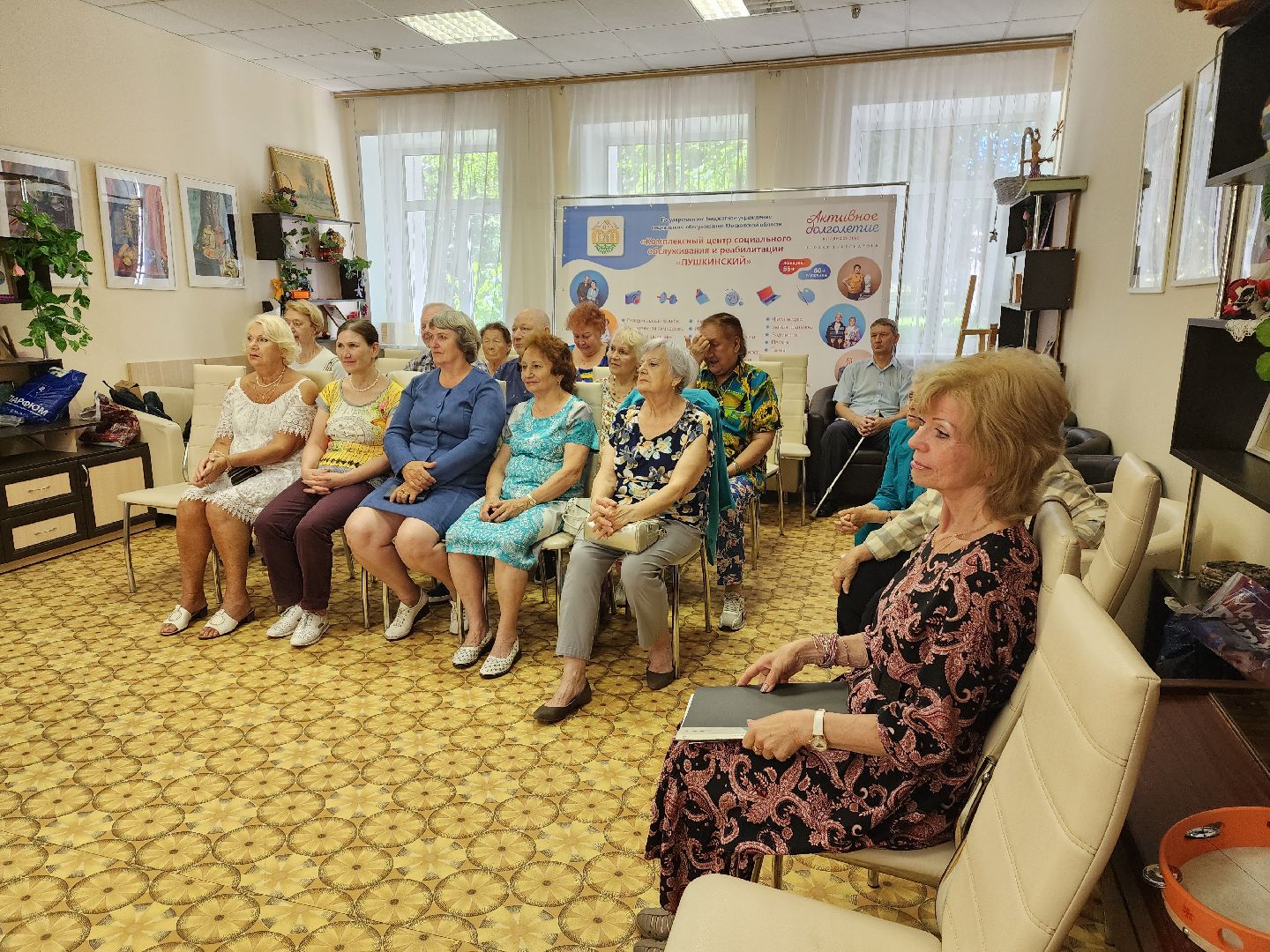 концерт, пенсионеры, доброе дело,