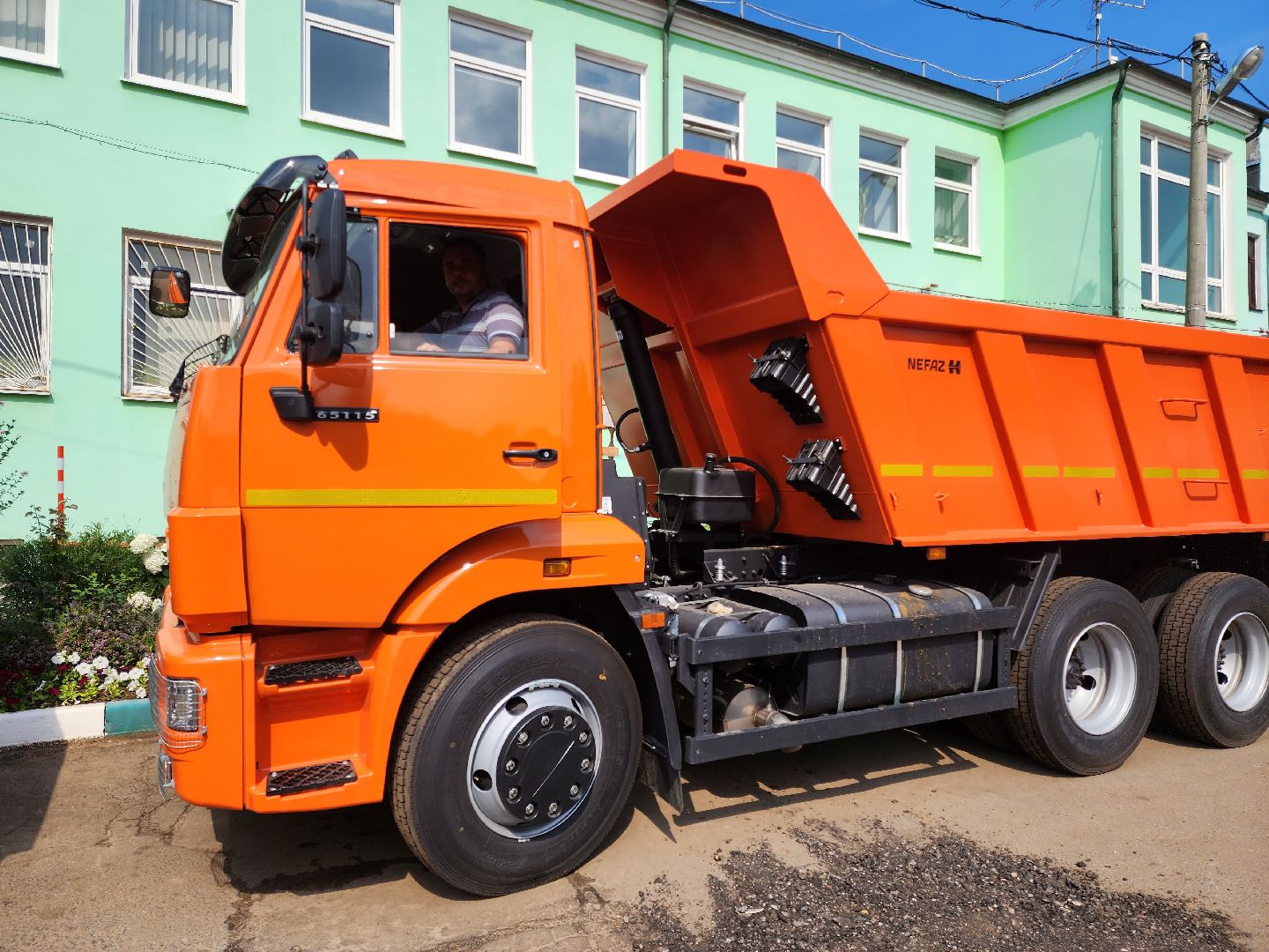 Подольск, грузовые автомобили, самосвал, благоустройство, техника
