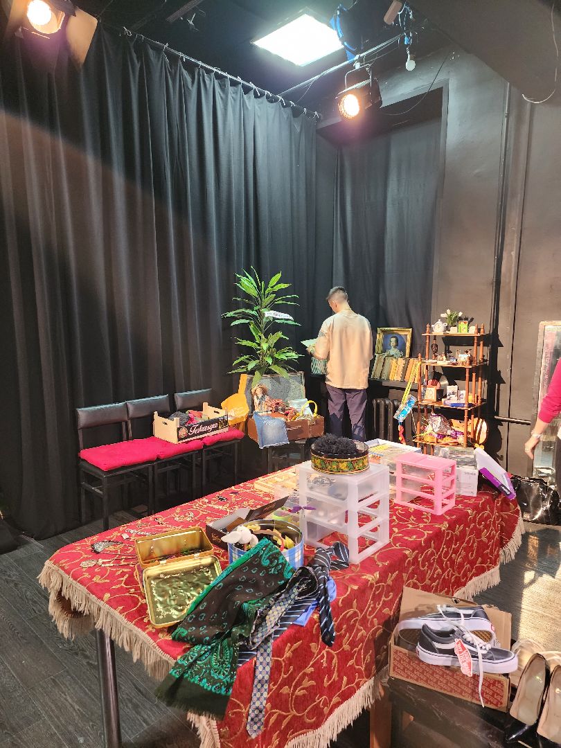 Долгопрудный, театр, распродажа, барахолка, благотворительность, реквизит