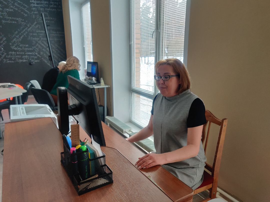 Красноармейск, библиотека, ремонт, читальный зал, новый сотрудник