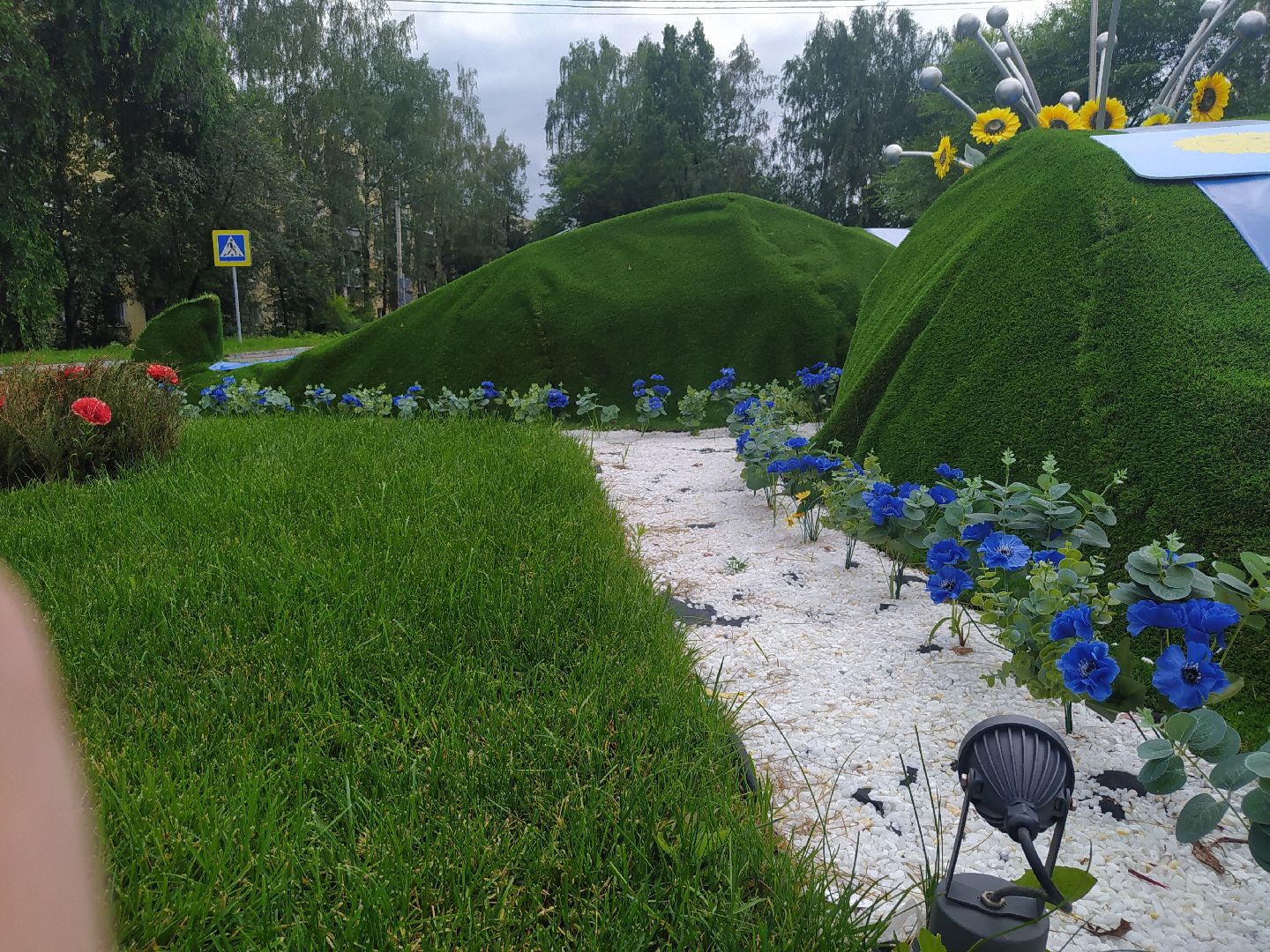 Павловская Слобода, круговое движение, благоустройство, цветник, Истра