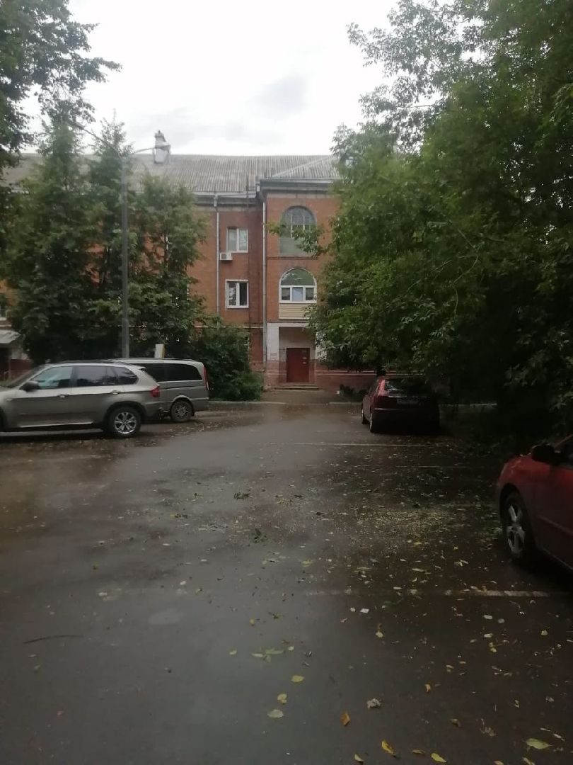 непогода; видное; ливень; шторм