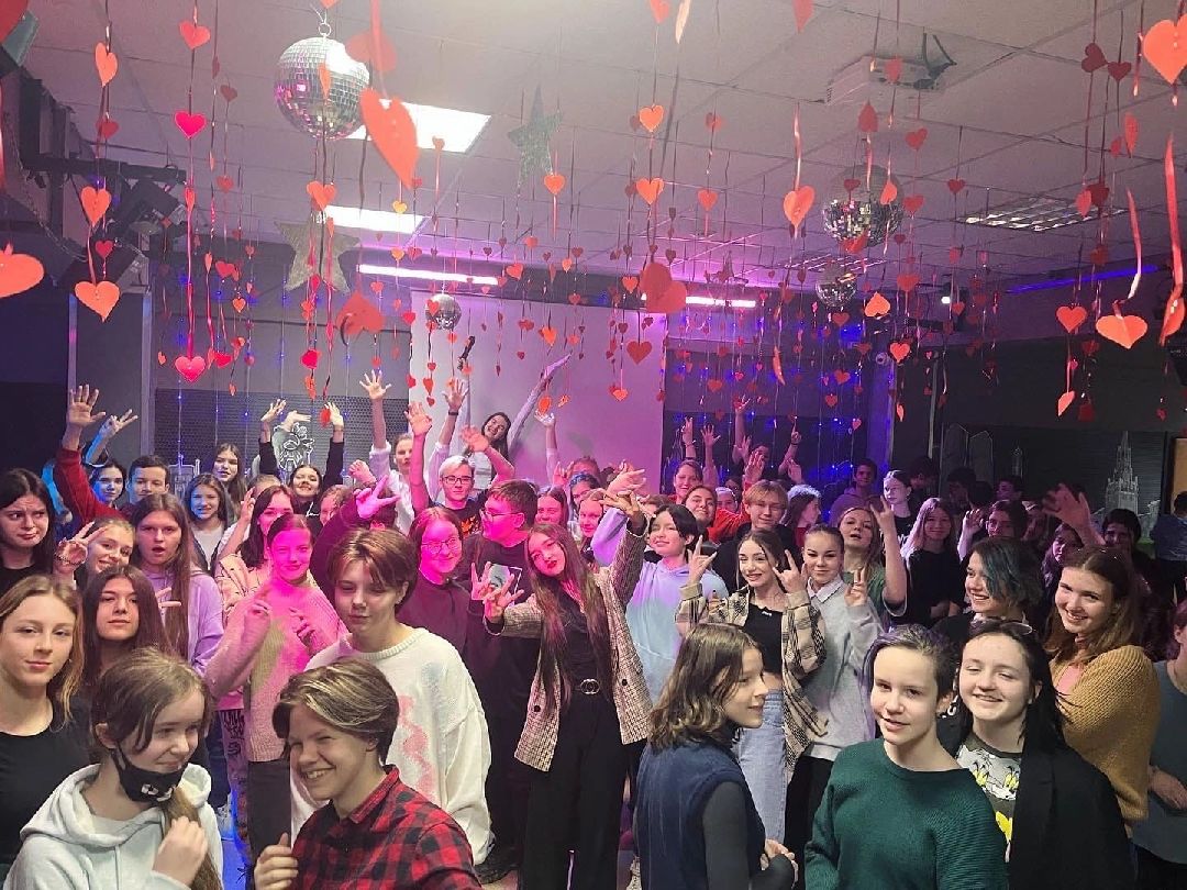 Дзержинский, образование