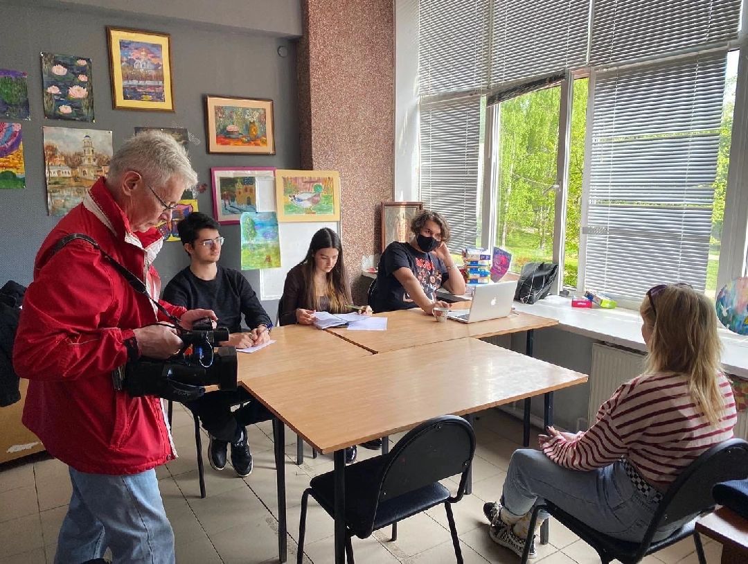 Дзержинский, образование