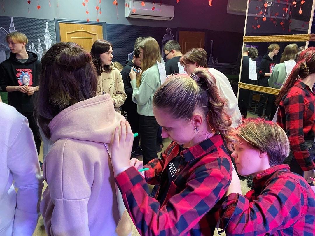 Дзержинский, образование