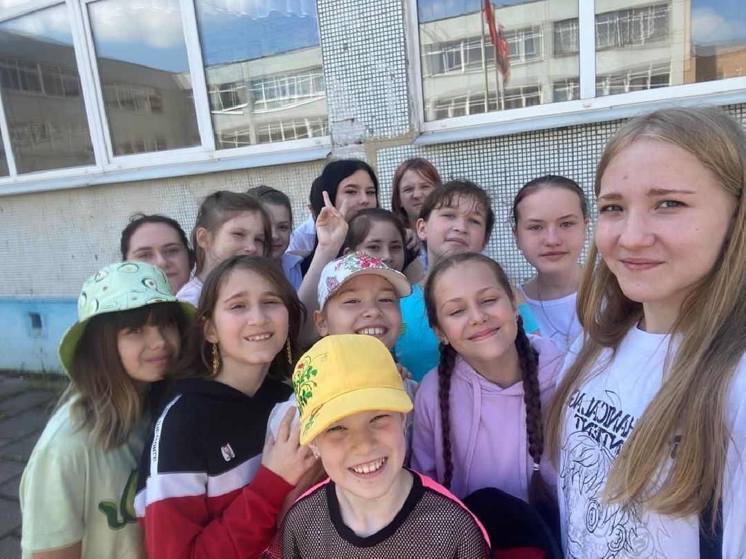 Дзержинский, образование