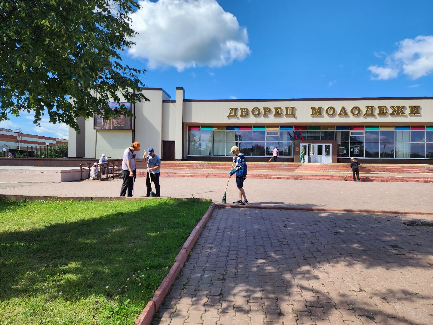 Подольск, трудовые бригады, школьники, учреждения культуры