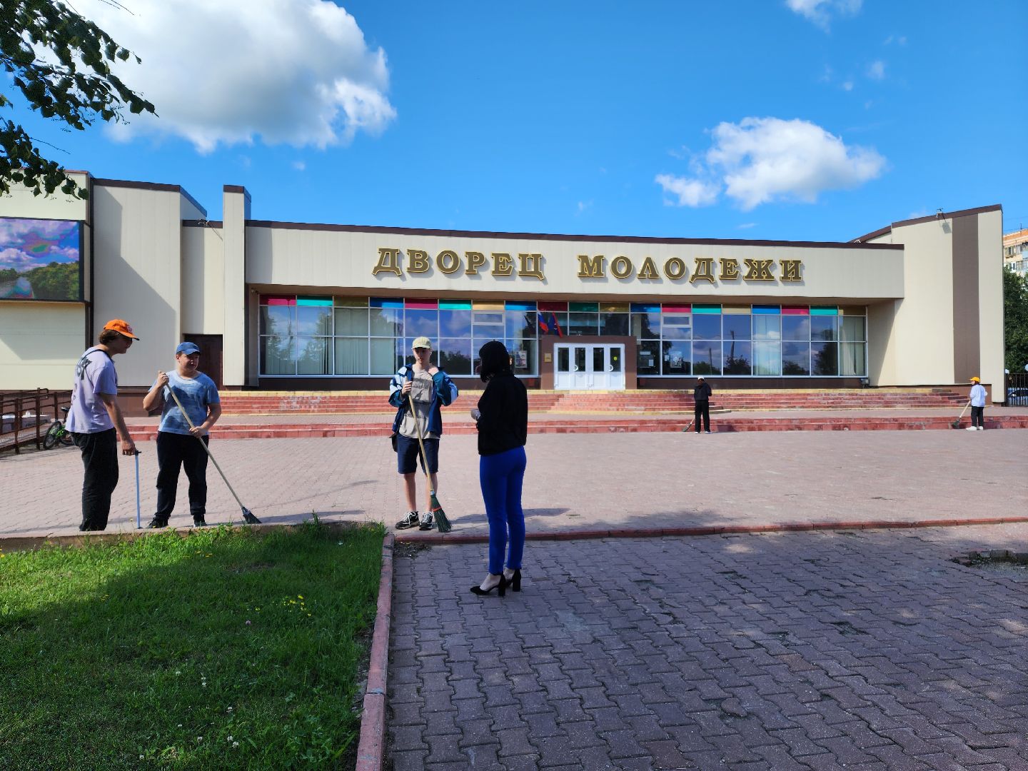 Подольск, трудовые бригады, школьники, учреждения культуры