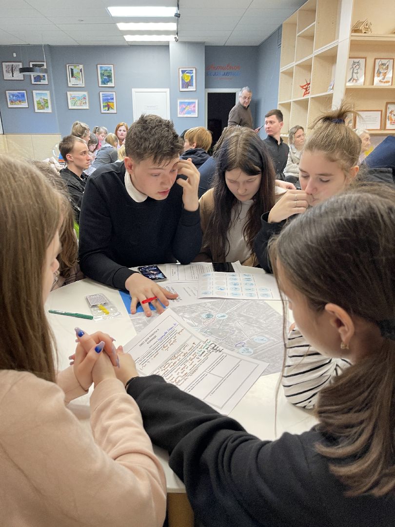 Космический корабль, обитаемый остров, Одинцово, конкурса Минстроя, проект реконструкции центральной площади,