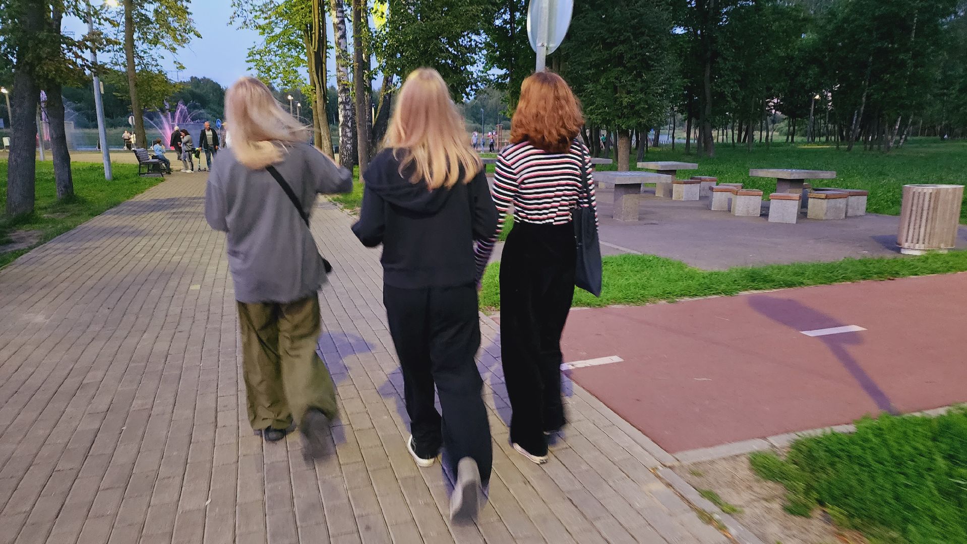 Подмосковье, Ивантеевка, Ночь в парке, Парки подмосковья.