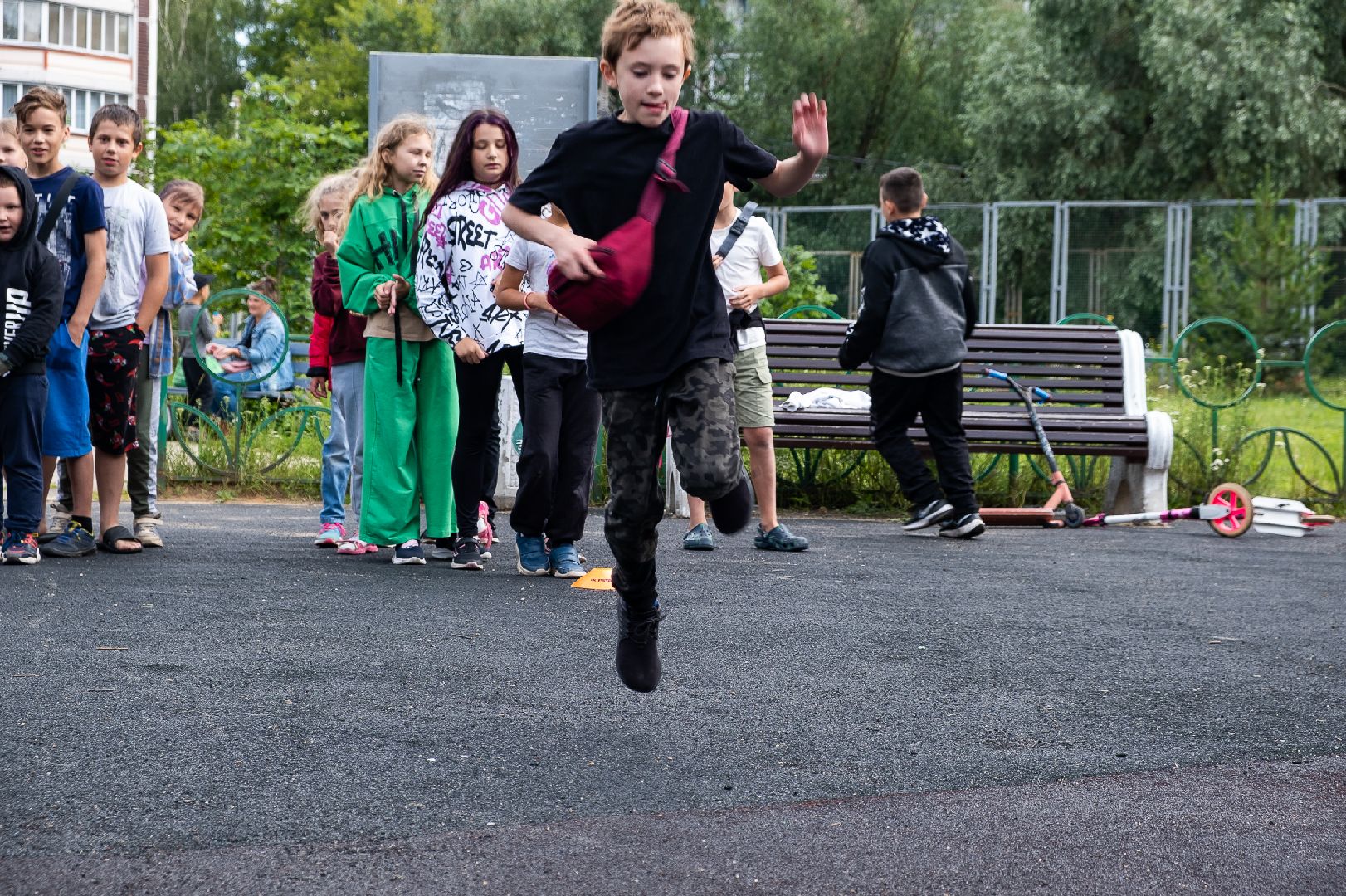 Солнечногорск, двор, праздник, волонтеры, подсолнух