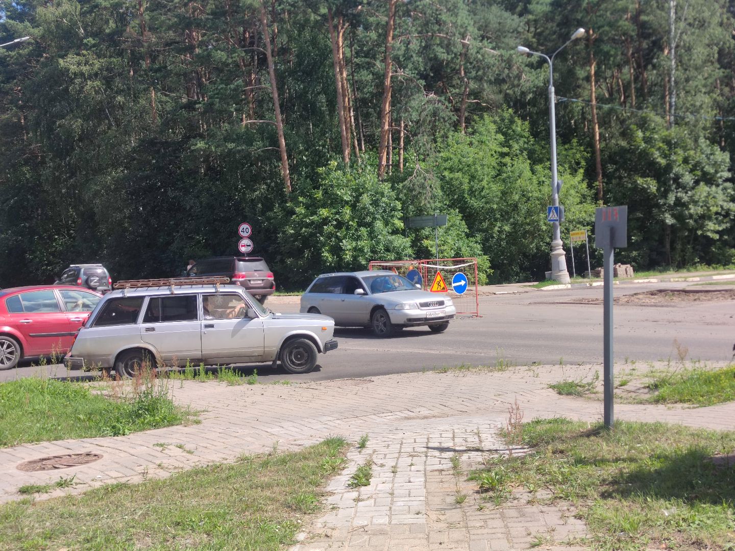Круговое движение, ремонт дороги, строительство развязки, Дубна