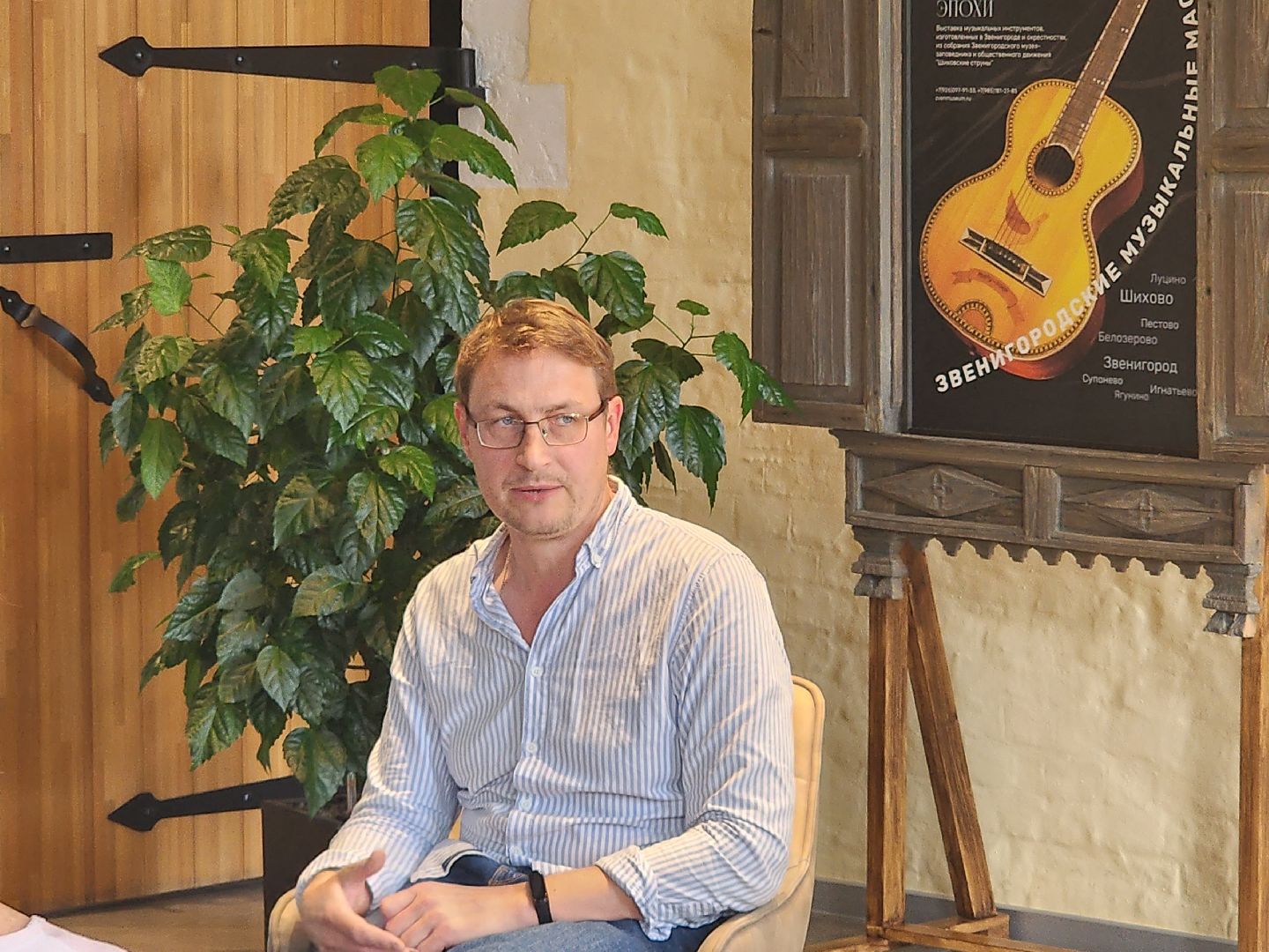 Звенигород, культура, Звенигородской Манеж, литература, современные авторы