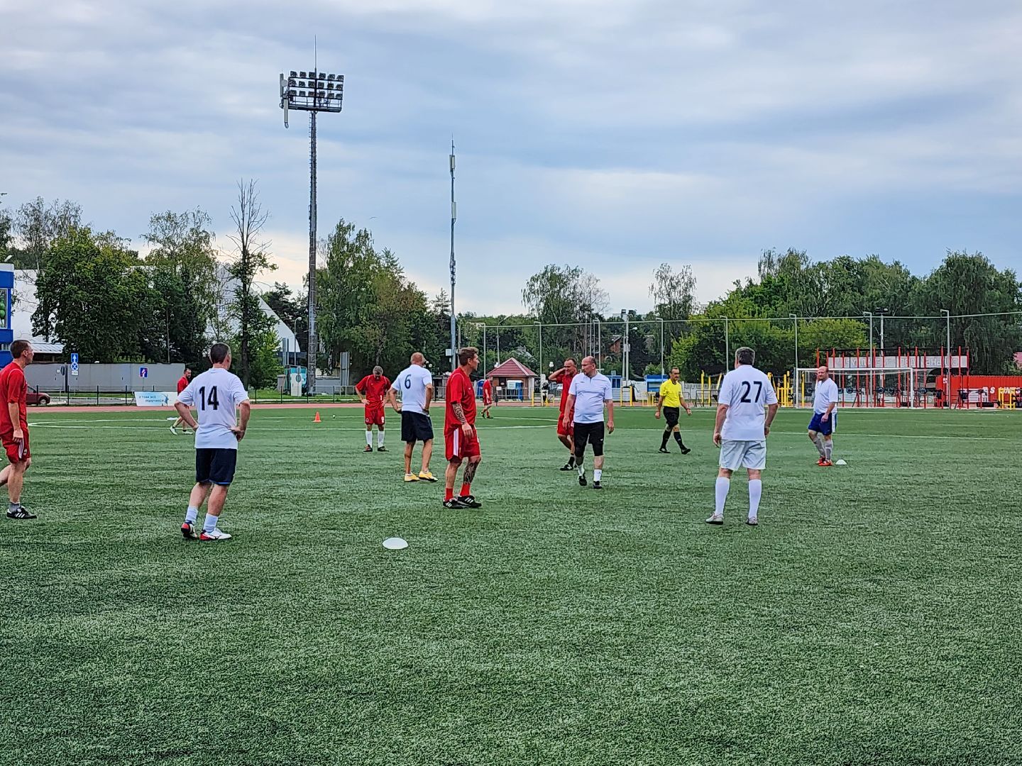 видное; ветераны; матч; футбол; игра