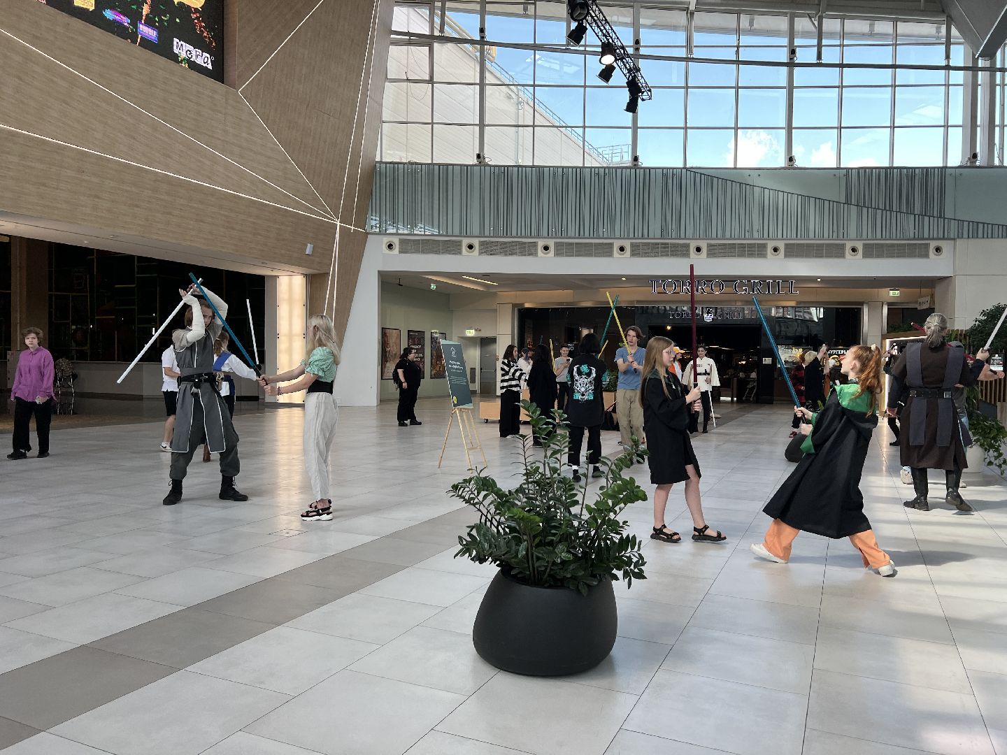 Химки, Мега Химки, Мегакон, фестиваль, мастер-класс, рисование