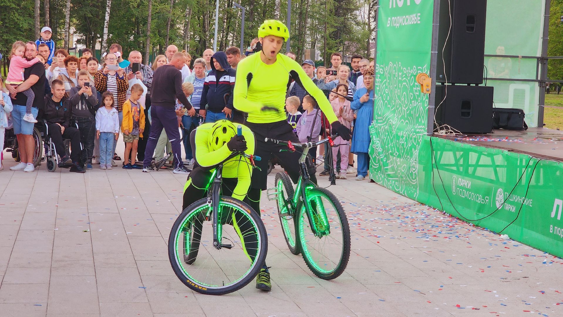 Подмосеовье, Ивантеевка, Ночь в парке, Парки Подмосковья