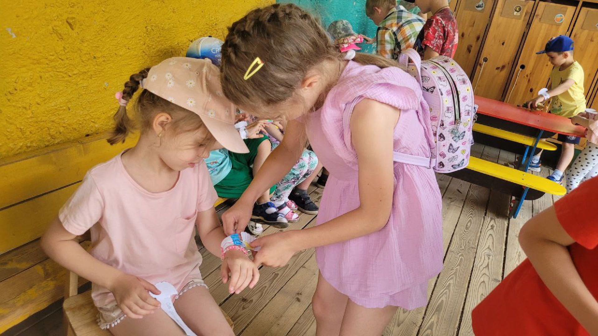 дети; семья; ценности; лагерь; видное