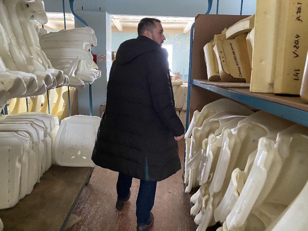 Шаховская, Завод, Промышленность