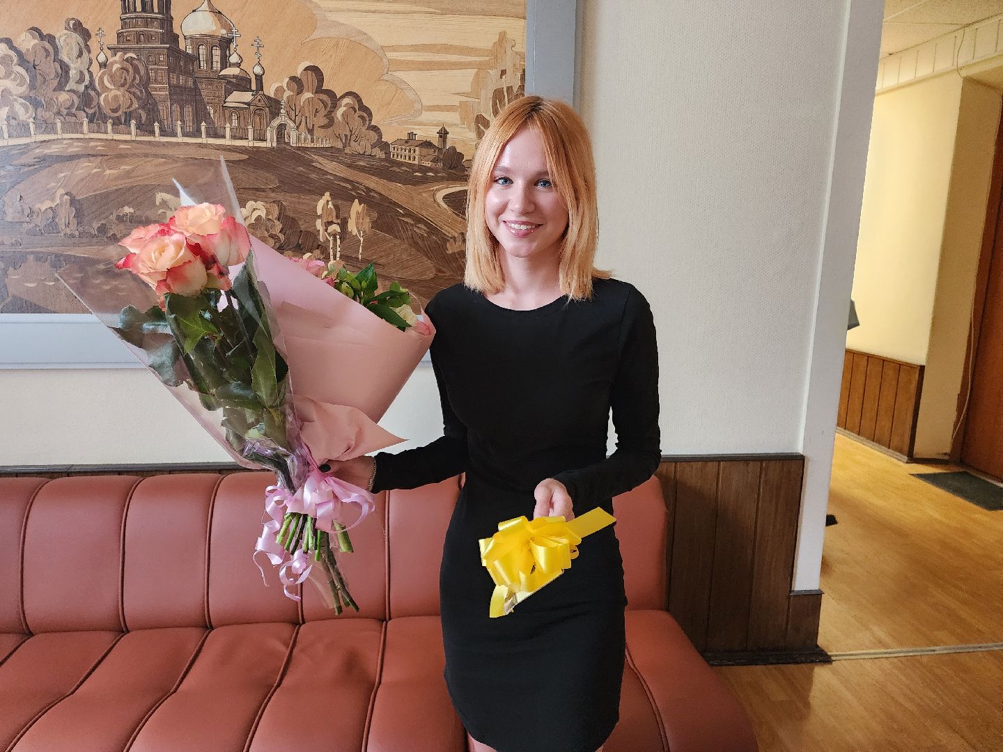 Раменское, общество, вручение ключей от квартиры девочке-сироте